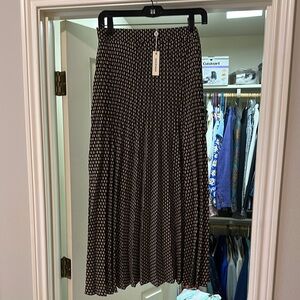 Max Studio Black and Gold Pleated Midi Skirt